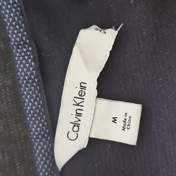 Vintage Calvin Klein Men's 1/4 Snap Pullover Sweater - Picture 7 of 7